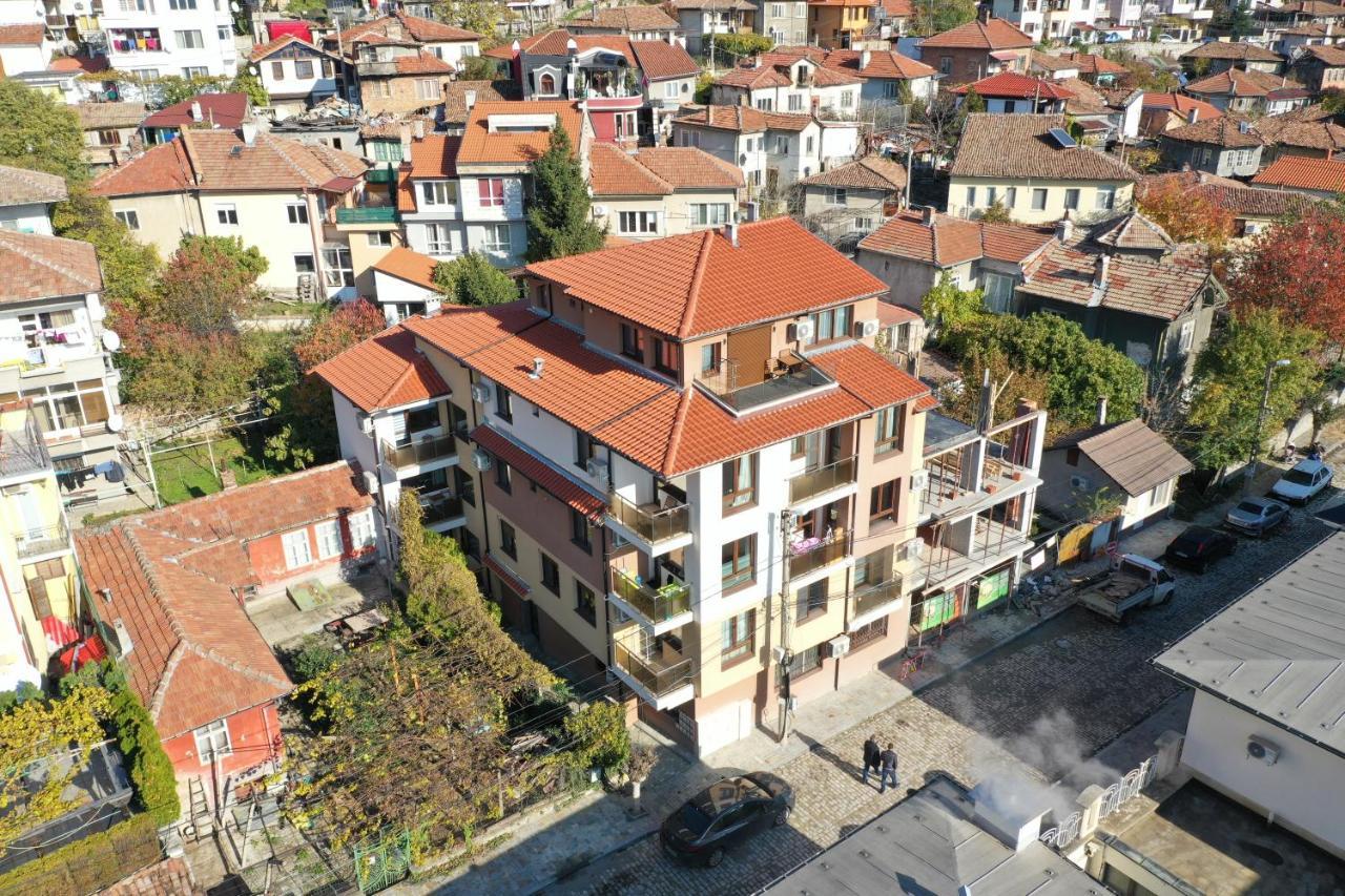 Coziness And Comfort In The Old Town Veliko Turnovo Bagian luar foto